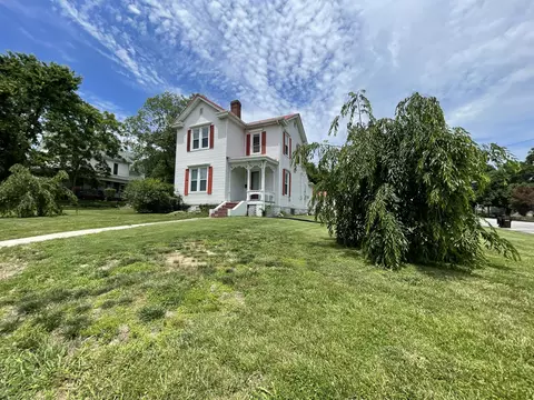 302 Danville St, Lancaster, KY 40444