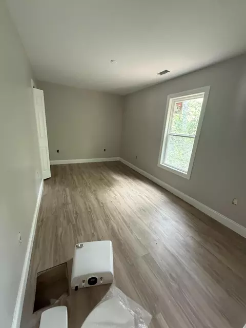 Bedroom - 38 Moore Hill Ave, Corbin, KY 40701 photo 2 of 3