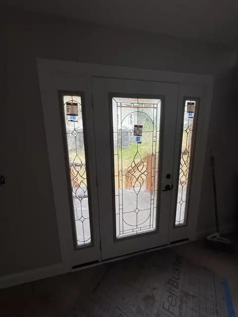 Entry Way - 38 Moore Hill Ave, Corbin, KY 40701 photo 1 of 9