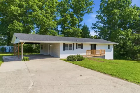 306 Allen Dr, Stanton, KY 40380