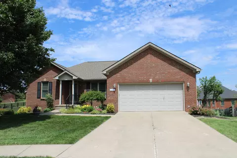 1143 Southern Hills Dr, Richmond, KY 40475