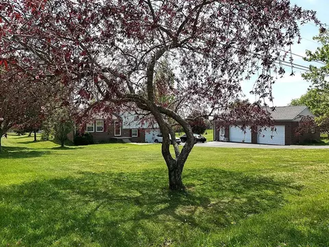 Exterior - 355 Smith Ln, Berea, KY 40403 photo 12 of 12