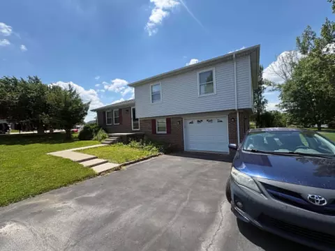 Exterior - 355 Smith Ln, Berea, KY 40403 photo 10 of 12