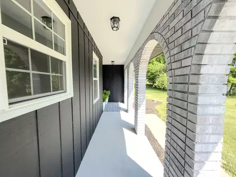 Exterior - 585 Standard Ave, Corbin, KY 40701 photo 3 of 8