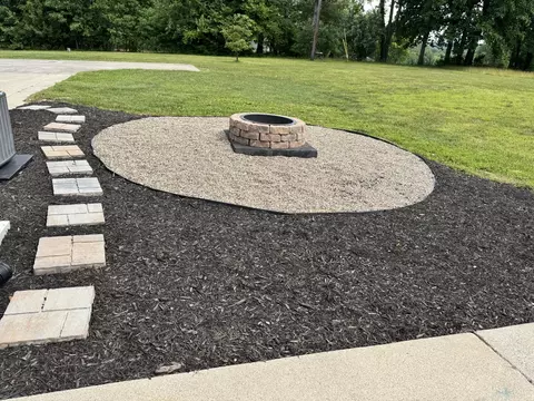 Exterior - 585 Standard Ave, Corbin, KY 40701 photo 5 of 6