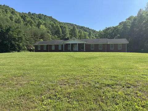 7173 7173 State Highway 223, Flat Lick, KY 40935
