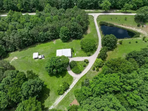380 Gales Trl, Jeffersonville, KY 40337