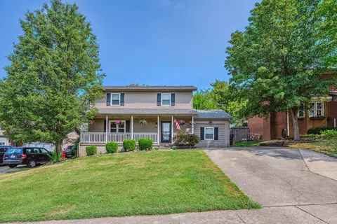 119 Applegrove Dr, Nicholasville, KY 40356