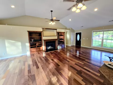 Living - 105 Summeridge Rd, Georgetown, KY 40324 photo 1 of 9