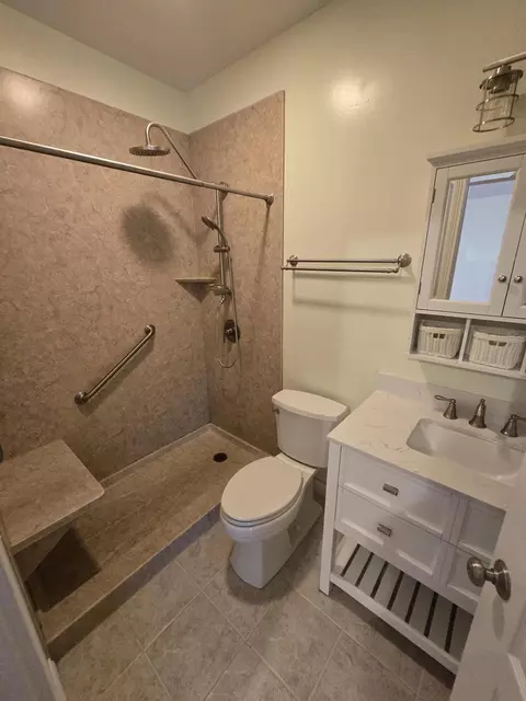 Bath - 105 Summeridge Rd, Georgetown, KY 40324 photo 2 of 4