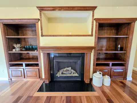 Living - 105 Summeridge Rd, Georgetown, KY 40324 photo 8 of 9