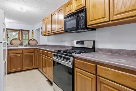Kitchen - 1803 Patsy Riffe Rd, Middleburg, KY 42541 photo 1 of 3