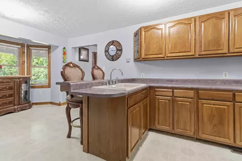 Kitchen - 1803 Patsy Riffe Rd, Middleburg, KY 42541 photo 3 of 3