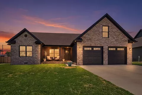 155 Willis Dr, Danville, KY 40422