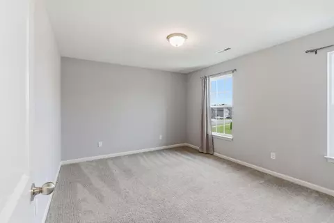 Bedroom - 102 Bellatrix Ct, Georgetown, KY 40324 photo 6 of 7