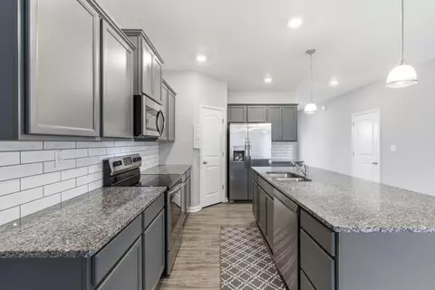 Kitchen - 102 Bellatrix Ct, Georgetown, KY 40324 photo 2 of 5