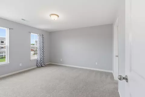 Bedroom - 102 Bellatrix Ct, Georgetown, KY 40324 photo 5 of 7