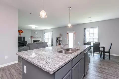 Kitchen - 102 Bellatrix Ct, Georgetown, KY 40324 photo 3 of 5
