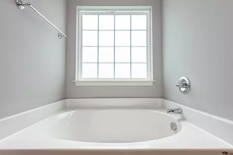 Bath - 102 Bellatrix Ct, Georgetown, KY 40324 photo 1 of 3