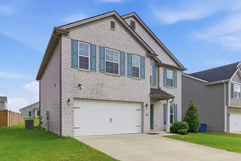 Exterior - 102 Bellatrix Ct, Georgetown, KY 40324 photo 3 of 5