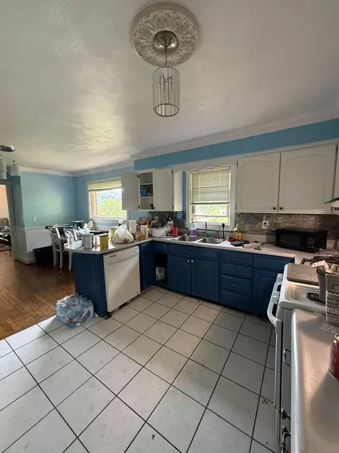 Kitchen - 46 Wendell Ln, Flat Lick, KY 40935 photo 1 of 2