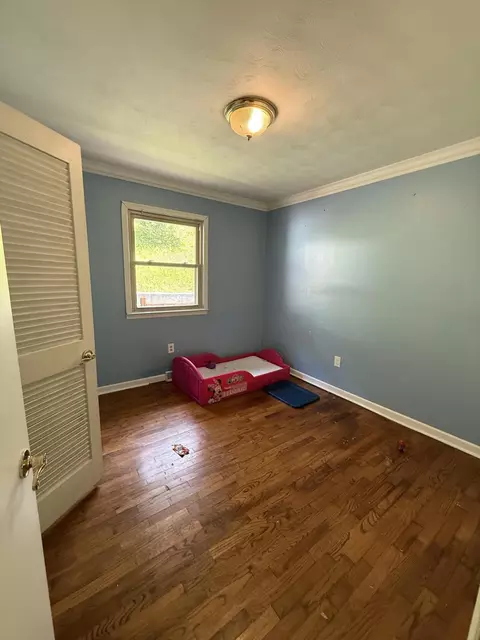 Bedroom - 46 Wendell Ln, Flat Lick, KY 40935 photo 2 of 3