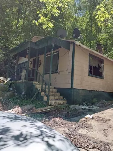360 Pickle Bean Holw, Ransom, KY 41558