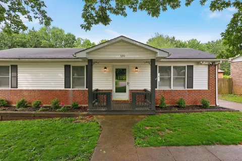 320 Sycamore Ct, Frankfort, KY 40601
