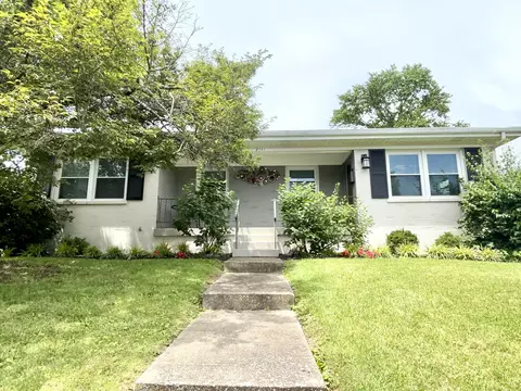 2101 Cypress Dr, Lexington, KY 40504