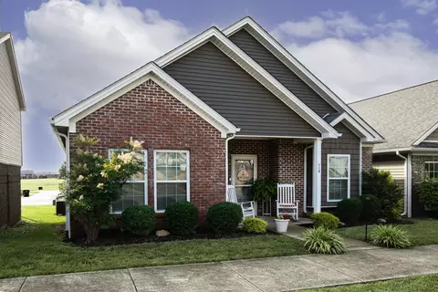 112 Mccowans Ferry Aly, Versailles, KY 40383