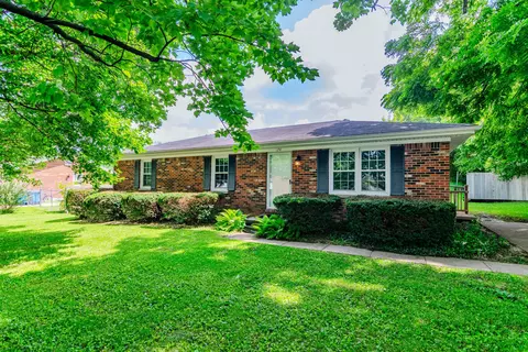 174 Fairview Ave, Lawrenceburg, KY 40342