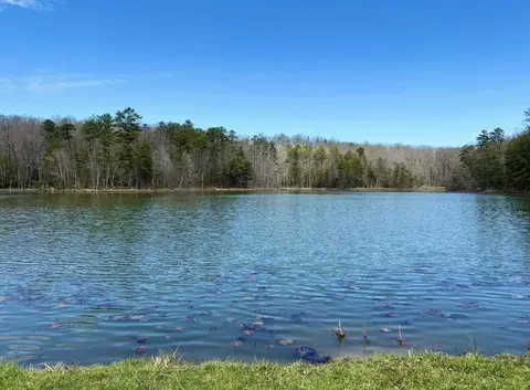 235 Lake Dr, Parkers Lake, KY 42634