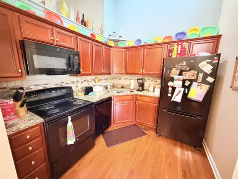 Kitchen - 113 Legacy Dr, Berea, KY 40403 photo 3 of 5