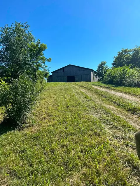 440 Randolph Rd, Olive Hill, KY 41164