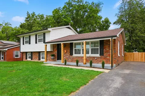 3549 Lansdowne Dr, Lexington, KY 40517