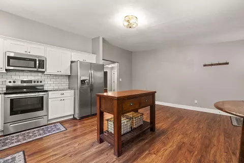 Kitchen - 154 Chess Rd, Corbin, KY 40701 photo 2 of 7