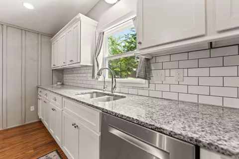 Kitchen - 154 Chess Rd, Corbin, KY 40701 photo 6 of 7