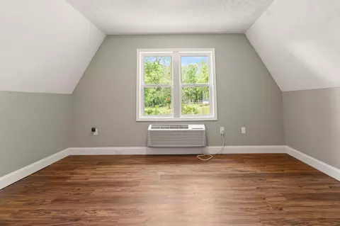 Bedroom - 154 Chess Rd, Corbin, KY 40701 photo 12 of 15
