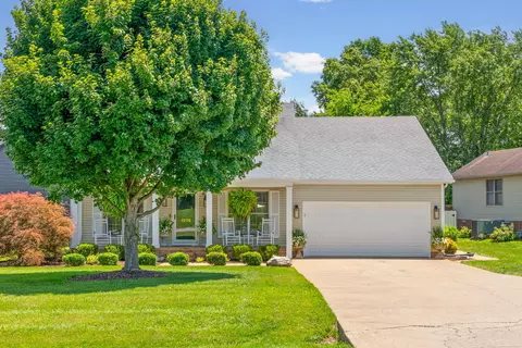 1215 Bark Ridge Cir, Hopkinsville, KY 42240