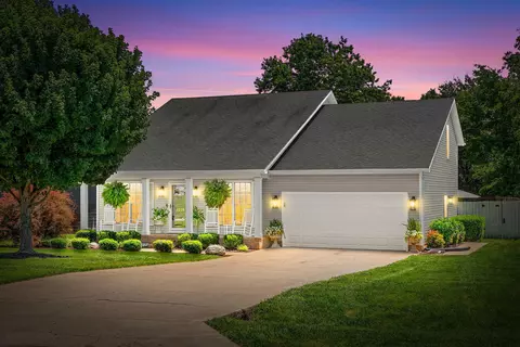 1215 Bark Ridge Cir, Hopkinsville, KY 42240