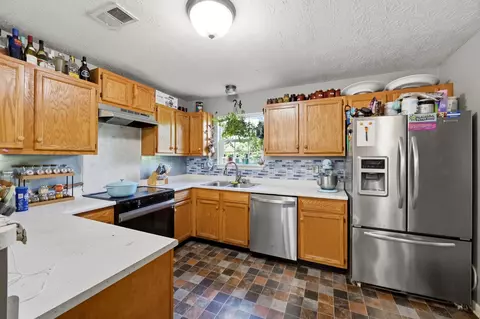 Kitchen - 115 River Run Ct, Georgetown, KY 40324 photo 1 of 3