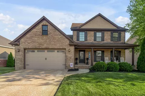 209 Angliana Dr, Nicholasville, KY 40356