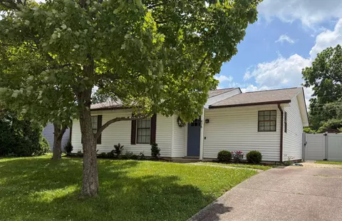 476 Channing Way, Lexington, KY 40517