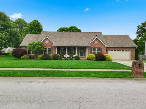 347 Colony Dr, Versailles, KY 40383