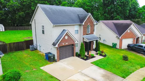 228 Falmouth Dr, Georgetown, KY 40324
