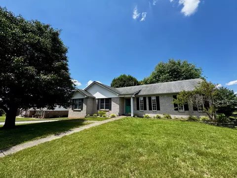 151 Meadowcrest Dr, Somerset, KY 42503