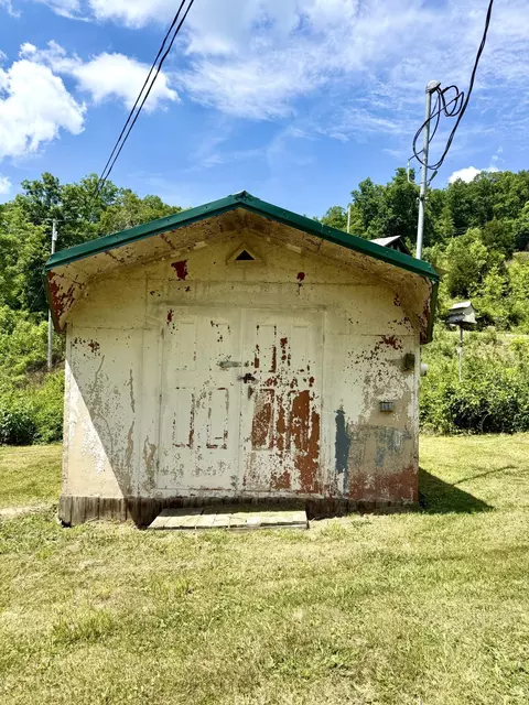 Other - 13860 Us-421, Mckee, KY 40447 photo 6 of 7