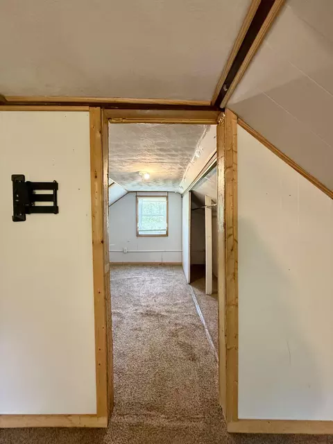 Entry Way - 13860 Us-421, Mckee, KY 40447 photo 3 of 3