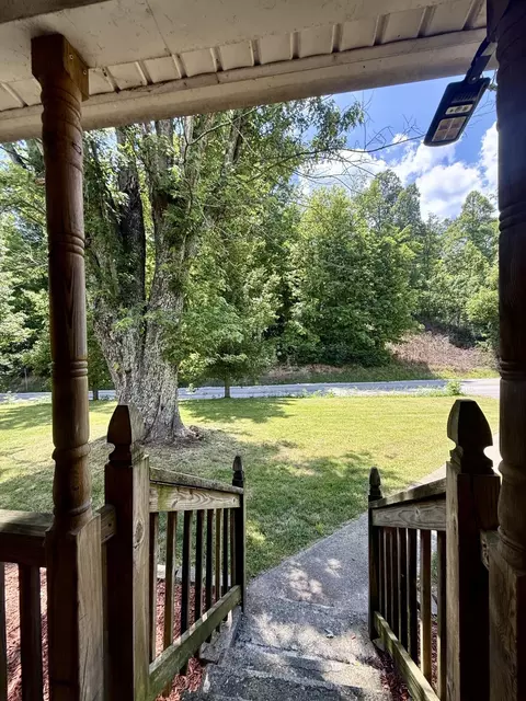Exterior - 13860 Us-421, Mckee, KY 40447 photo 13 of 16