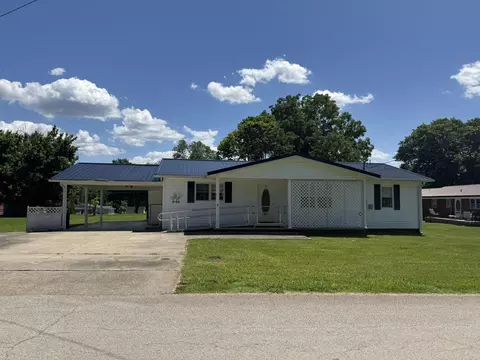 93 Green Acres Dr, Monticello, KY 42633